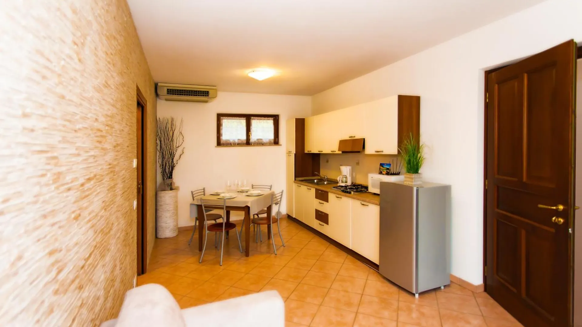 *** Aparthotel Residence Delle Rose Tremosine Italy