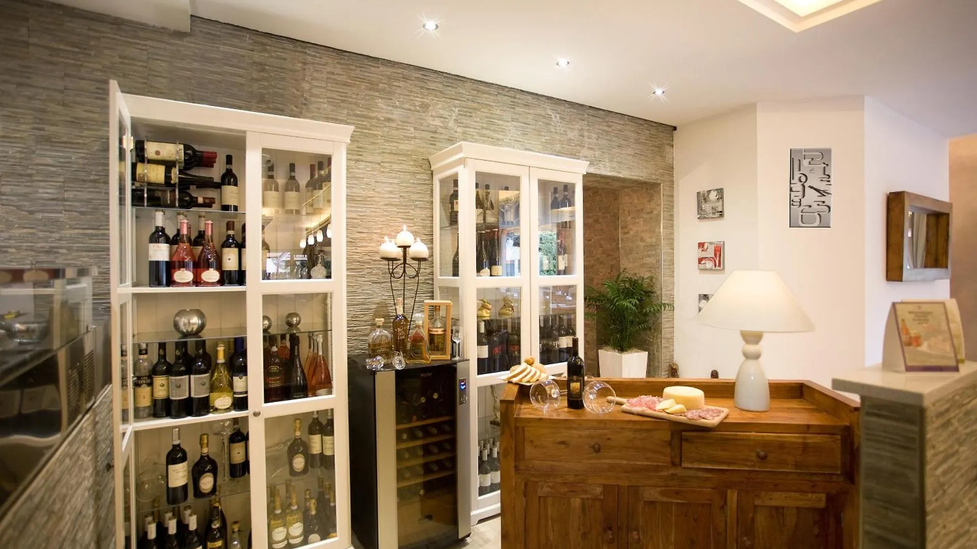 Residence Delle Rose Tremosine Aparthotel